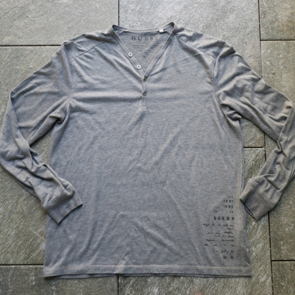 Men's Light Gray Guess Shirt with Writing Graphic